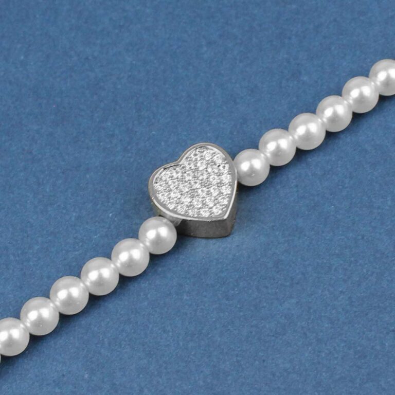 Bracciale argento in perle con cuore Corinna