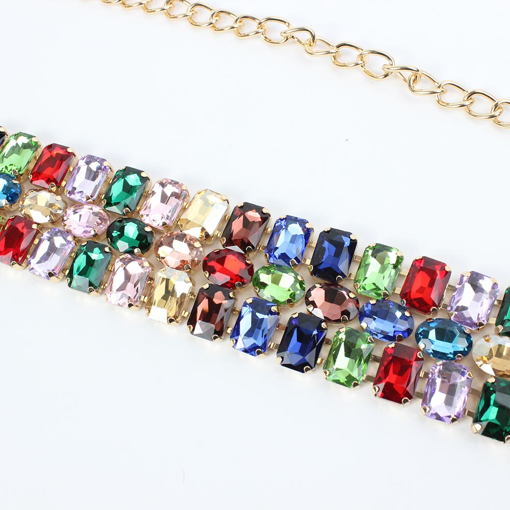 Cintura multicolore da cerimonia con pietre sfaccettate Venere