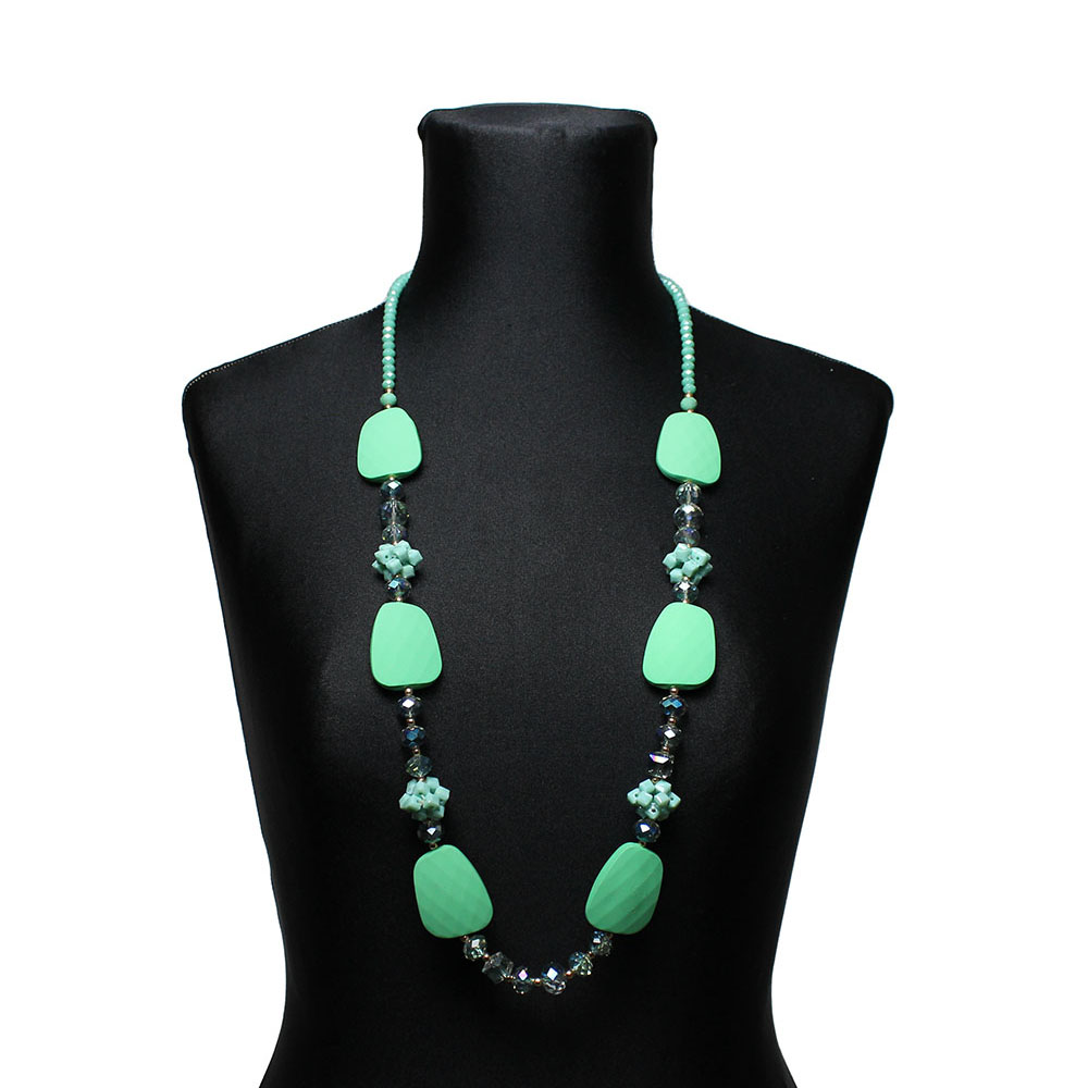 Collana lunga verde con cristalli Karila