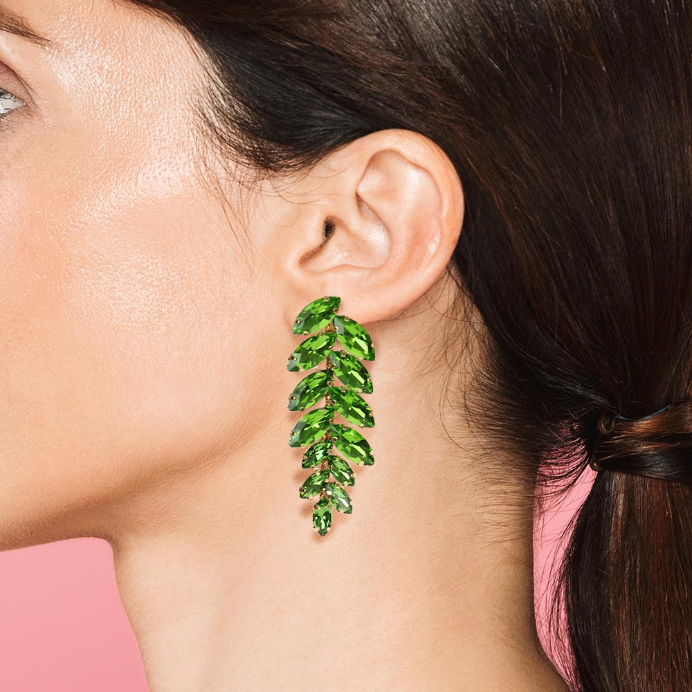 Orecchini verdi pendenti con pietre sfaccettate Valeria